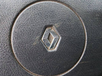 2012-renault-trafic-1395014-44316551