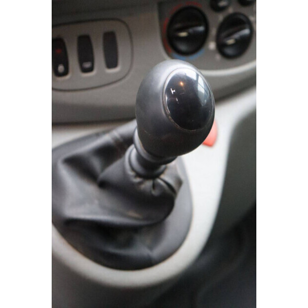 2007 Opel Vivaro 2.0-44316643