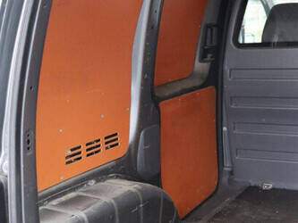 2012-volkswagen-caddy-1395017-44316683