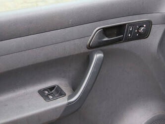 2012-volkswagen-caddy-1395017-44316689