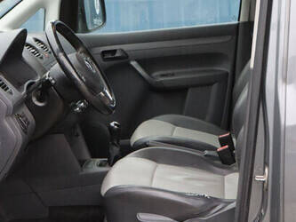 2012-volkswagen-caddy-1395017-44316690