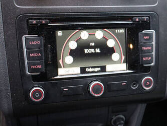 2012-volkswagen-caddy-1395017-44316700