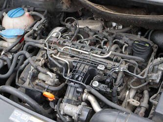 2012-volkswagen-caddy-1395017-44316711