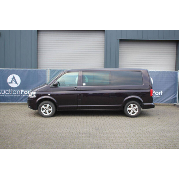 2013 Volkswagen CARAVELLE-44316857