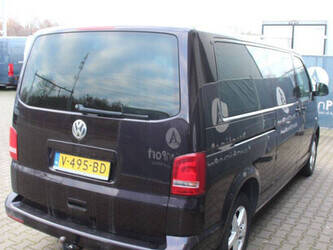 2013-volkswagen-caravelle-44316860