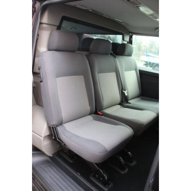 2013 Volkswagen CARAVELLE-44316880