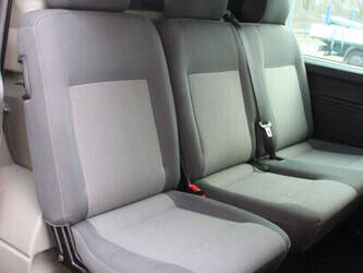 2013-volkswagen-caravelle-44316880