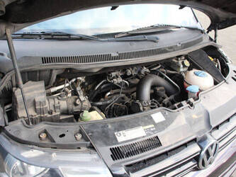 2013-volkswagen-caravelle-44316898