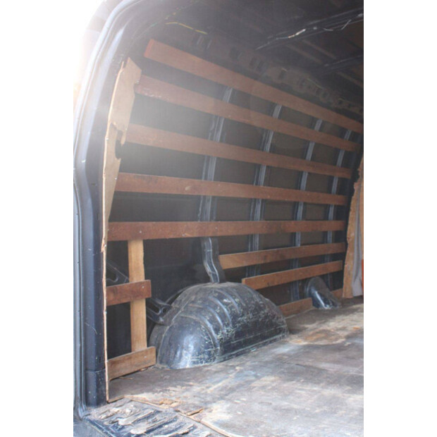 2008 Chevrolet Express-44316921