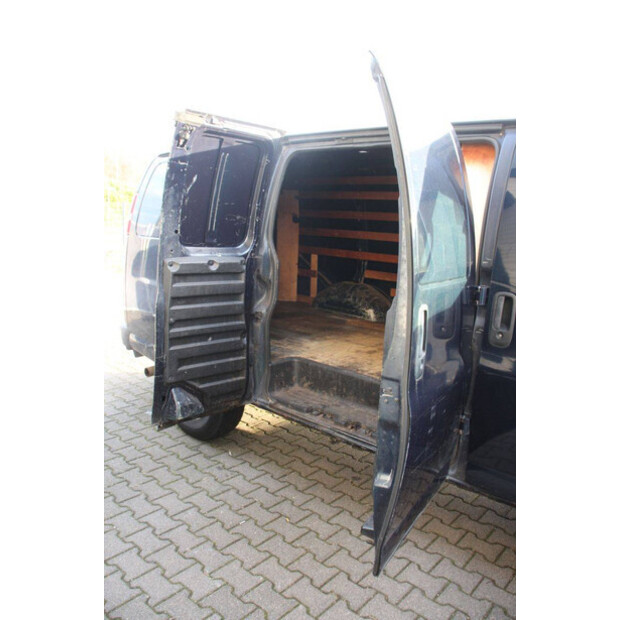 2008 Chevrolet Express-44316924