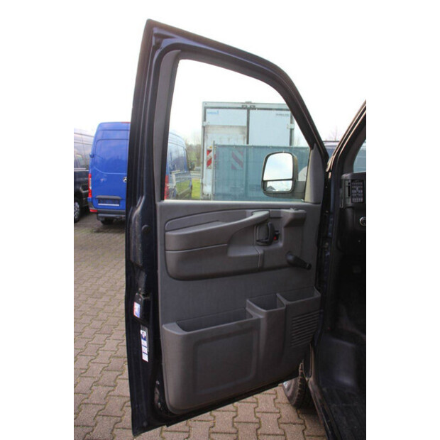 2008 Chevrolet Express-44316929