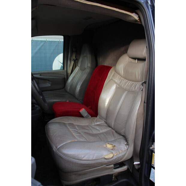 2008 Chevrolet Express-44316930