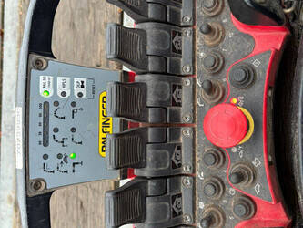 2014-renault-premium-310-44316953