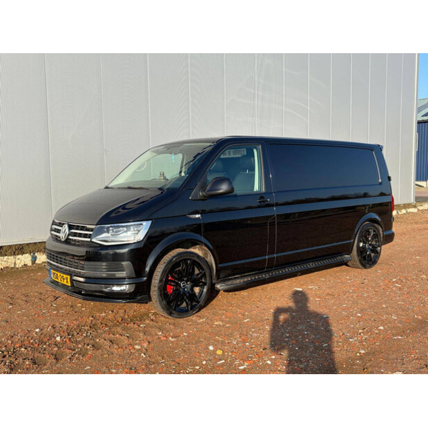 Volkswagen Transporter-44316998
