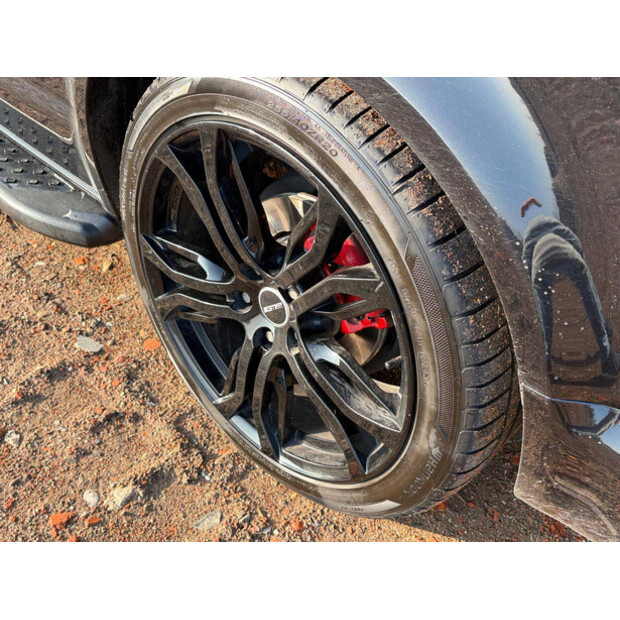 Volkswagen Transporter-44317003