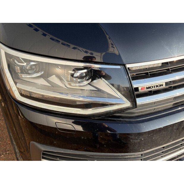 Volkswagen Transporter-44317006