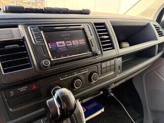 volkswagen-transporter-1395025-44317007