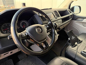 volkswagen-transporter-1395025-44317009