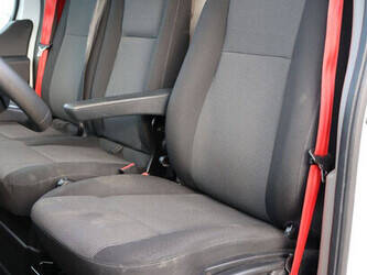 renault-master-1395028-44317141