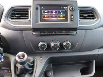 renault-master-1395028-44317146