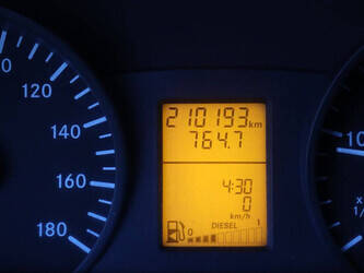 mercedes-benz-sprinter-1395029-44317210