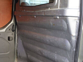 2010-opel-vivaro-2-0-44317300