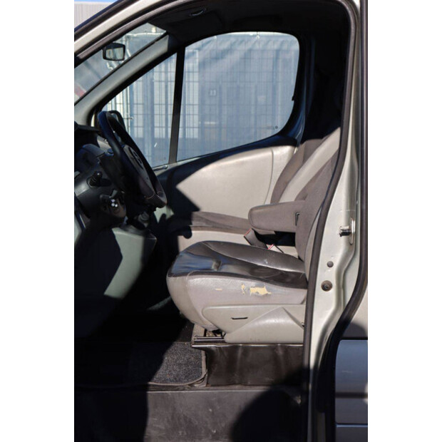 2010 أوبل Vivaro 2.0-44317314