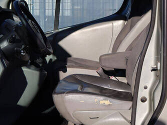 2010-opel-vivaro-2-0-44317314