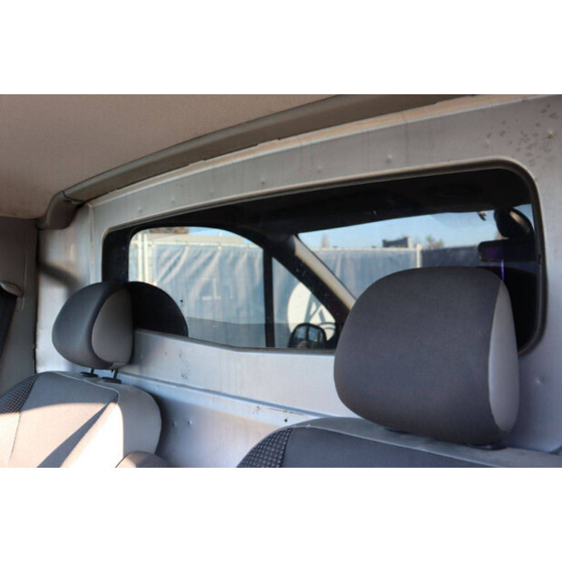 2010 أوبل Vivaro 2.0-44317319