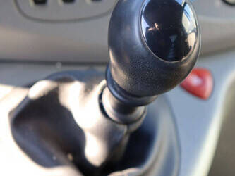 2010-opel-vivaro-2-0-44317321