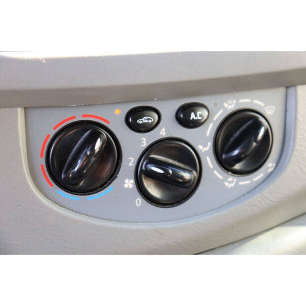 2010 أوبل Vivaro 2.0-44317322