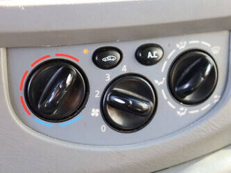 2010-opel-vivaro-2-0-44317322