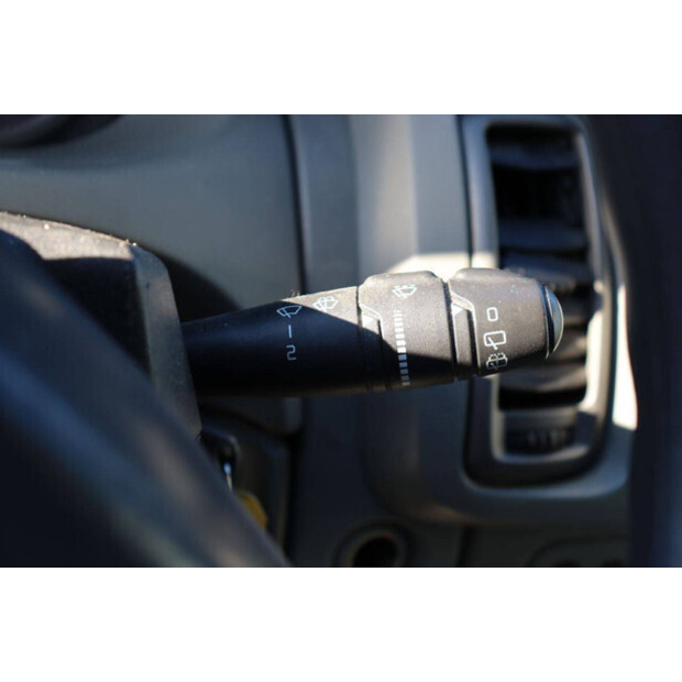 2010 أوبل Vivaro 2.0-44317329