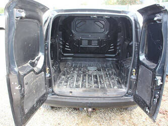 2020-fiat-fiorino-1395034-44317458