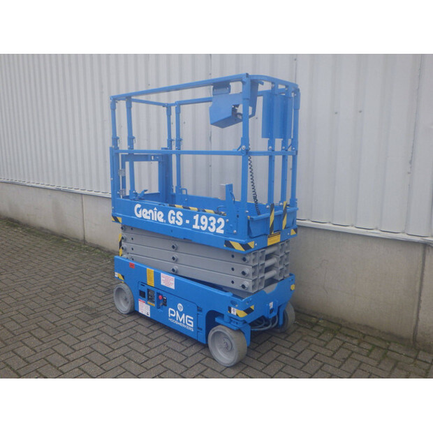 2014 جيني GS-1932-44317690