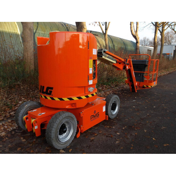 2011 جيه ال جي E300AJP-44317741