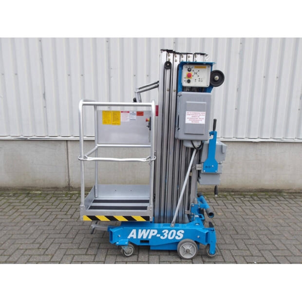 2016 Genie AWP-30S-44317752