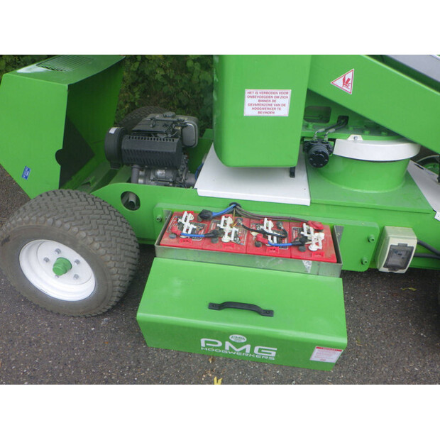 2015 NIFTY HR12NDE-44317779