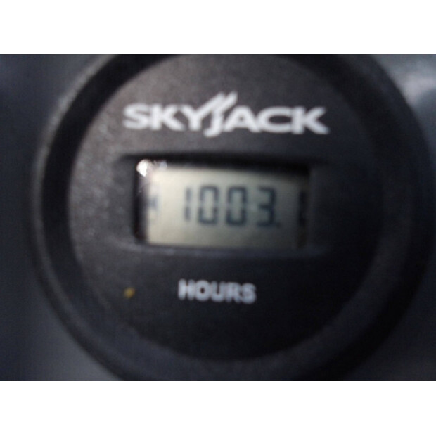 2018 SkyJack SJ6832RT-44317810