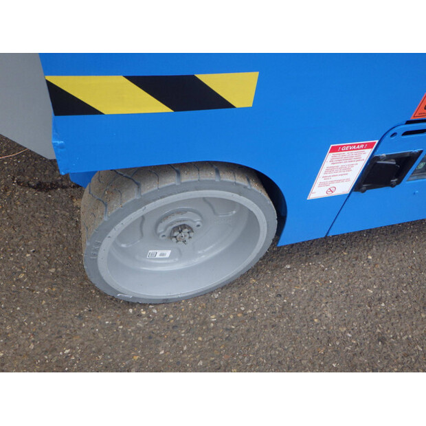 2014 Genie GS-4047-44317847