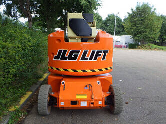 2014-jlg-e400ajpn-1395059-44317860