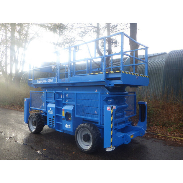 2011 جيني GS-5390-44317932