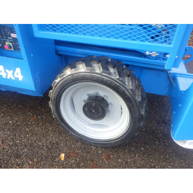 2011 جيني GS-5390-44317935