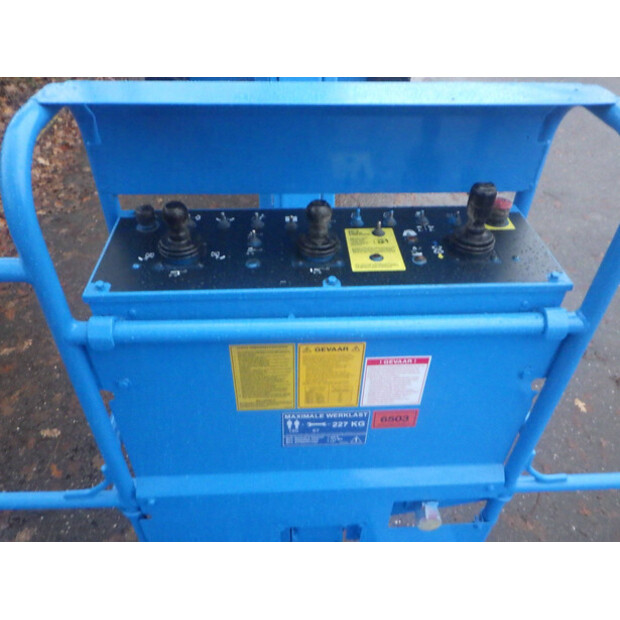 2012 Genie Z-60-44317957