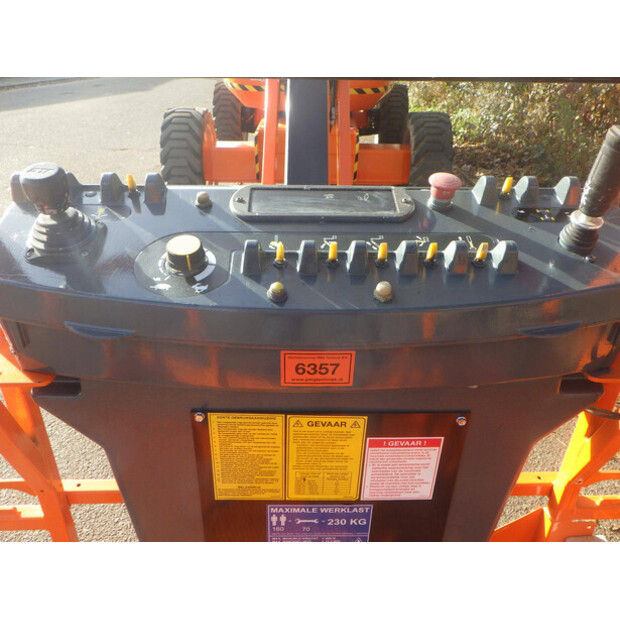 2016 JLG 600AJ-44317971