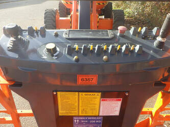 2016-jlg-600aj-1395068-44317971