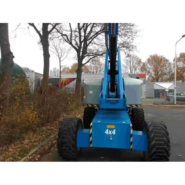 2012 Genie S-85-44318020