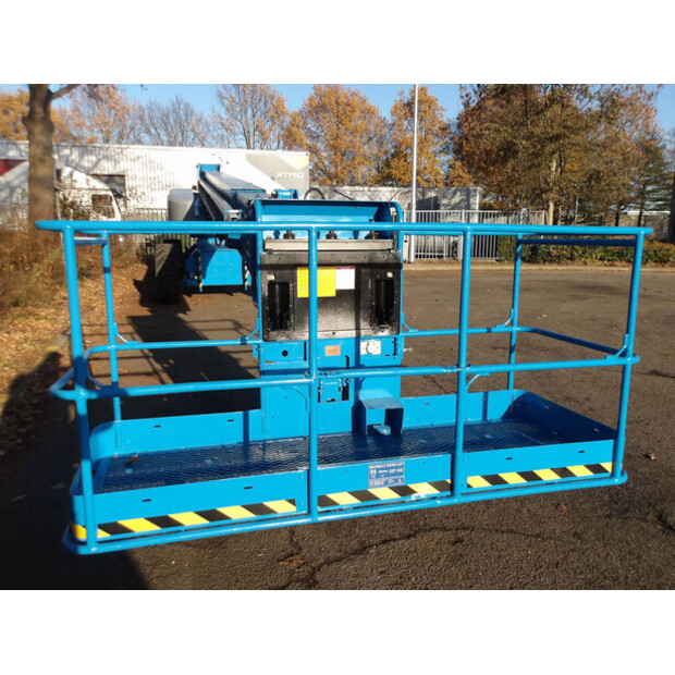 2016 Genie S-125-44318039