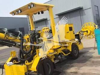 2014-atlas-copco-boomer-281-44327619
