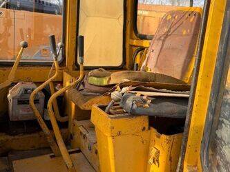 1975-caterpillar-d4d-1395151-44330220